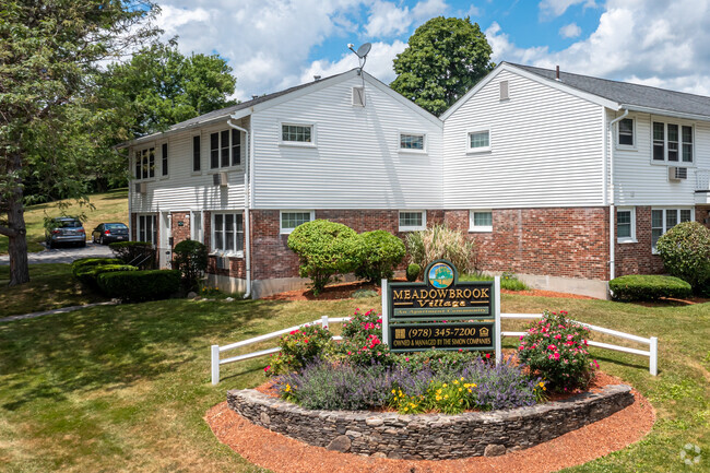 Foto del edificio - Meadowbrook Village