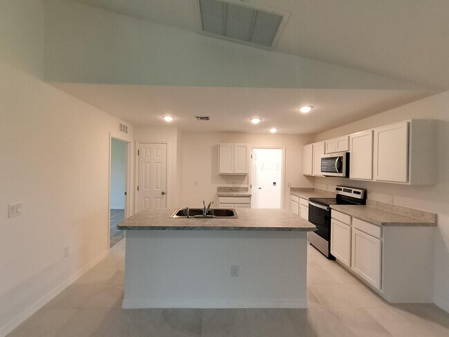 Photo - 4105 13th St SW House