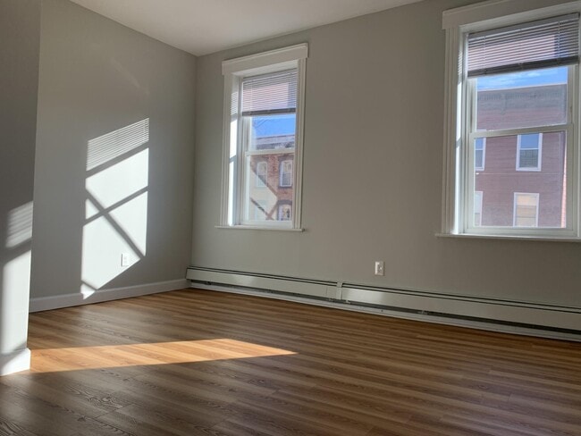 Building Photo - 181 Monticello Ave