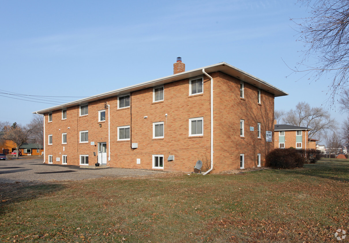 Primary Photo - Lyndale Avenue Properties