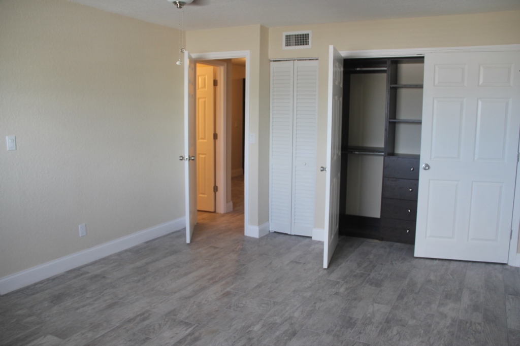 Foto principal - 6600 SW 39th St