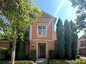 Building Photo - 38 Lupari