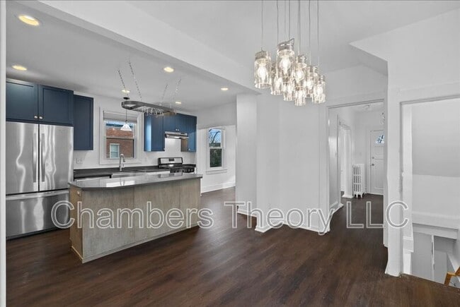 Foto del edificio - 4252 Clay St NE