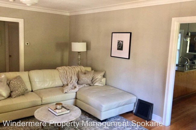 Foto del edificio - 2 br, 1 bath House - 918 W 18th
