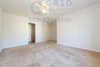 Building Photo - 17934 SW Niks Dr