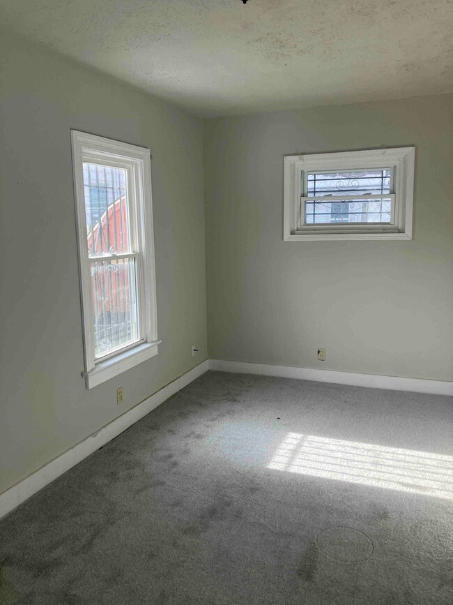 Building Photo - 1388 Penhurst Rd