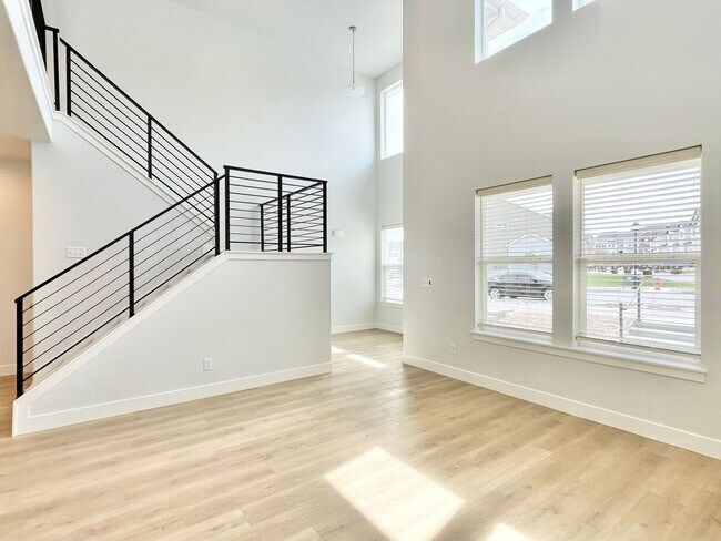 Foto del edificio - Sleek Townhome at Mountain Ridge!