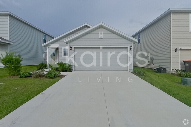 Building Photo - 8583 SW 43rd Ter
