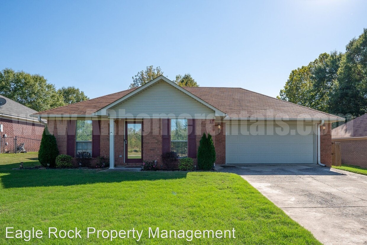 Primary Photo - 3 br, 2 bath House - 11 4th Street