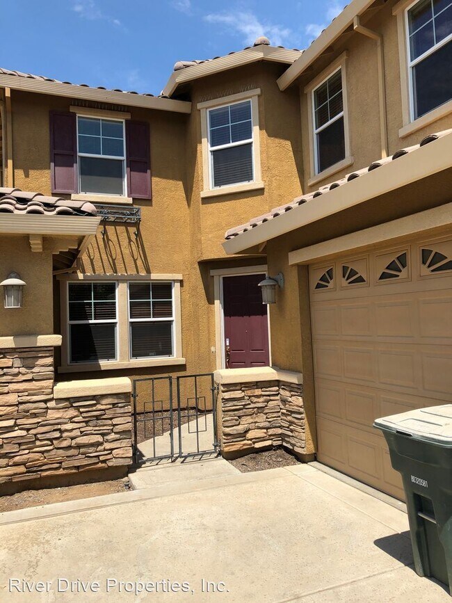 Foto del edificio - 5 br, 3 bath House - 2379 Gabriel Drive
