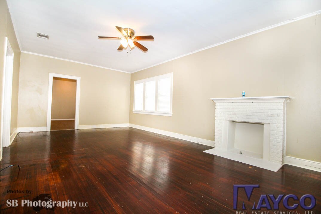 Rent to own! Large 5 bedroom 2 bath house... - Rent to own!  Large 5 bedroom 2 bath house...