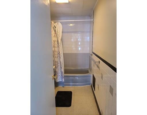 Building Photo - 75 Crescent Ave