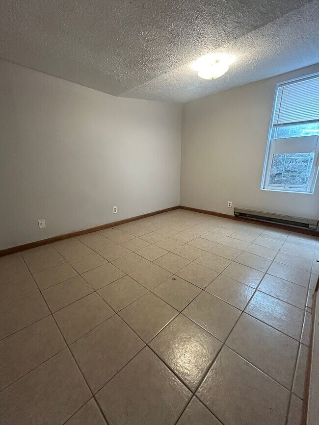 Foto del edificio - 4640 Izard St