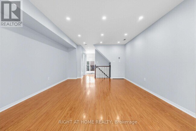 Photo du bâtiment - 80 Strathaven Dr