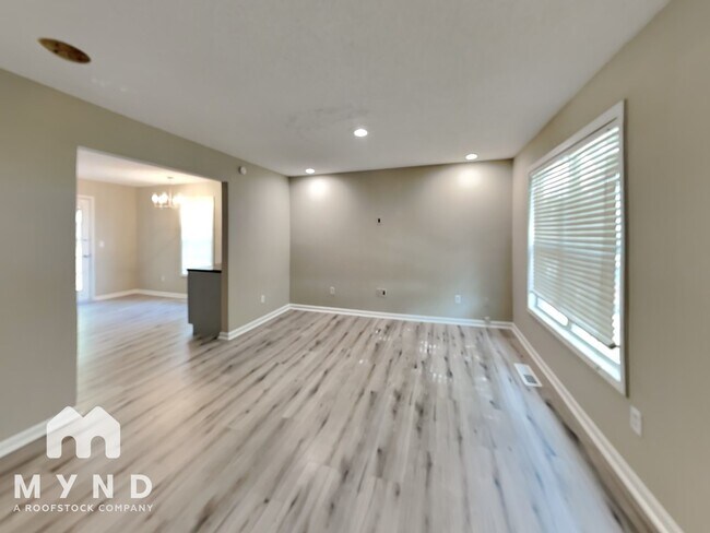 Foto del edificio - 107 Huntington Ct