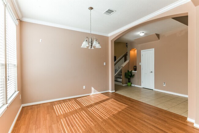 Foto del edificio - 2889 Flower Creek Ln