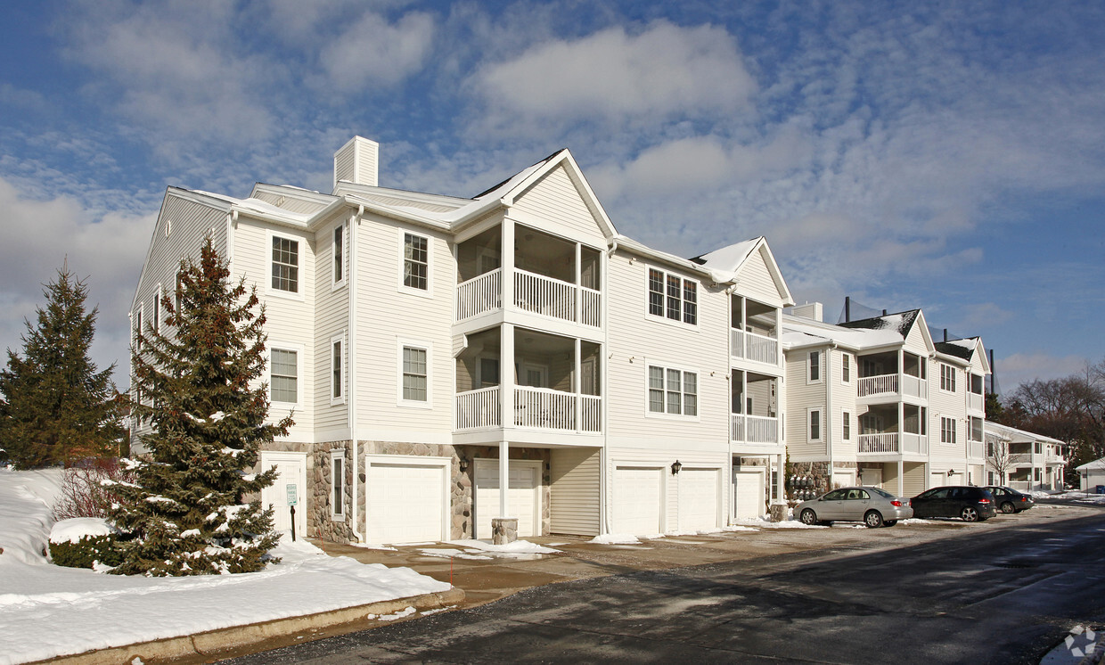 Primary Photo - Main Street Commons