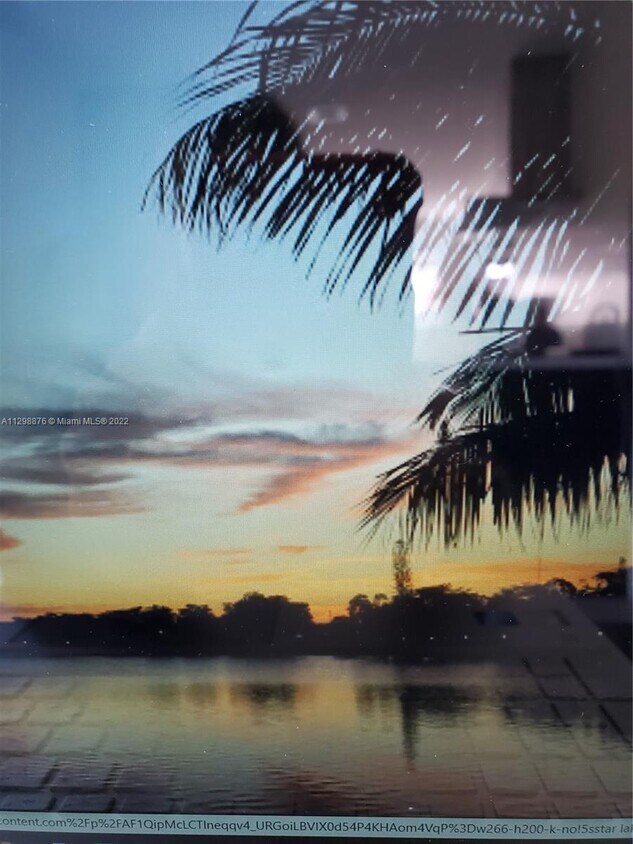 Primary Photo - 19080 NE 3rd Ct