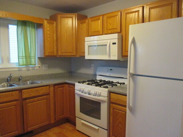 Foto del edificio - 1474 Moluf St