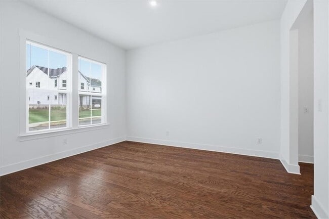 Foto del edificio - 4815 Wayt Farm Overlook
