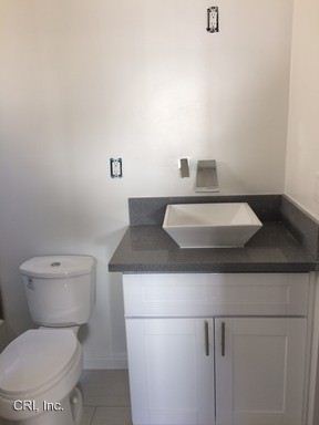 Building Photo - 4565 W 159th St