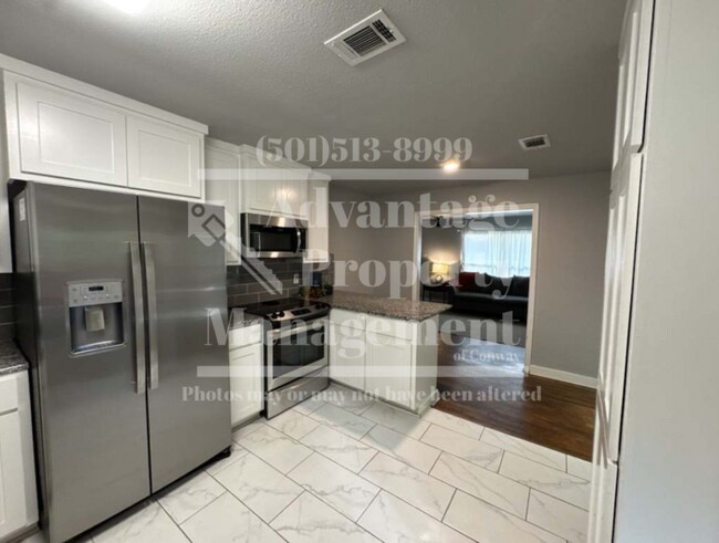 Foto del edificio - Beautiful 3-Bedroom, 1-Bathroom Home in Vibrant Conway, AR