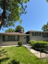 Building Photo - 8104 Oakland Ave