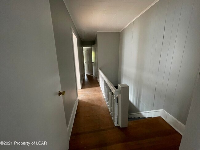 Foto del edificio - 366 S River St