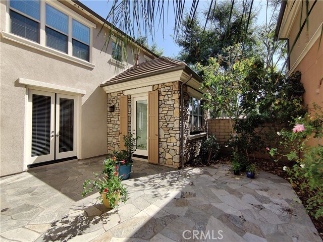 Building Photo - 115 Lamplighter