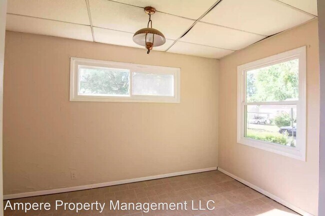 Building Photo - 3 br, 1 bath House - 126 Hunt Ave