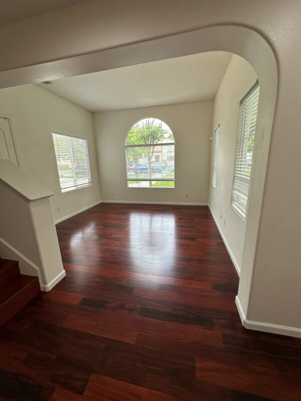 Foto del edificio - 2723 Cedarwood Loop