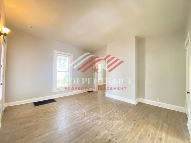 Foto del edificio - 323 Harrison St