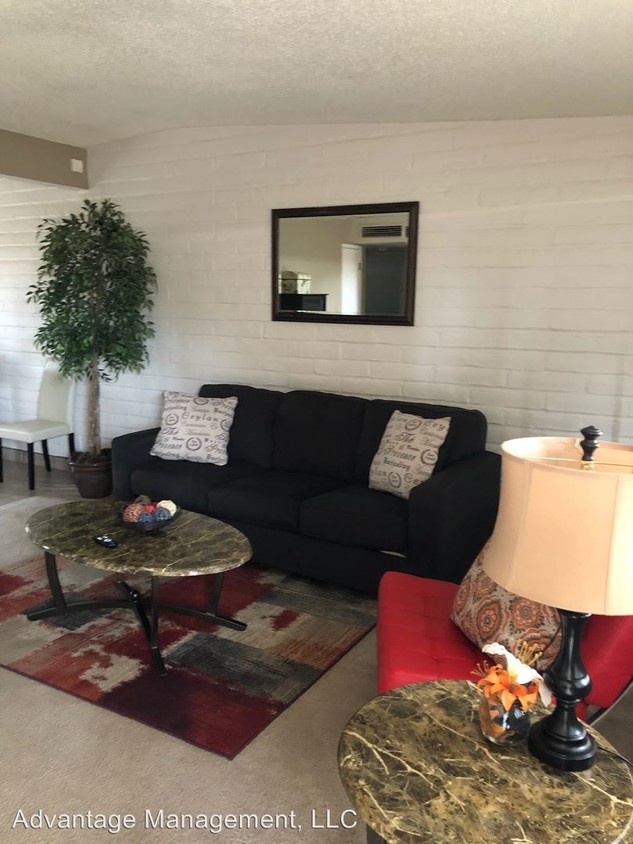 Foto principal - 5582 E Glenn St