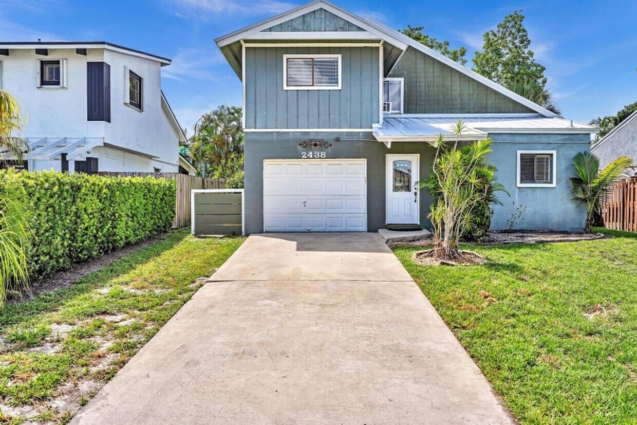 Beautiful 3 bedroom 2 bathroom Home in heart of Delray Beach - Beautiful 3 bedroom 2 bathroom Home in heart of  Delray Beach
