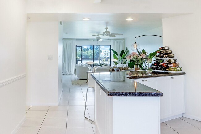 Building Photo - 3525 S Ocean Blvd