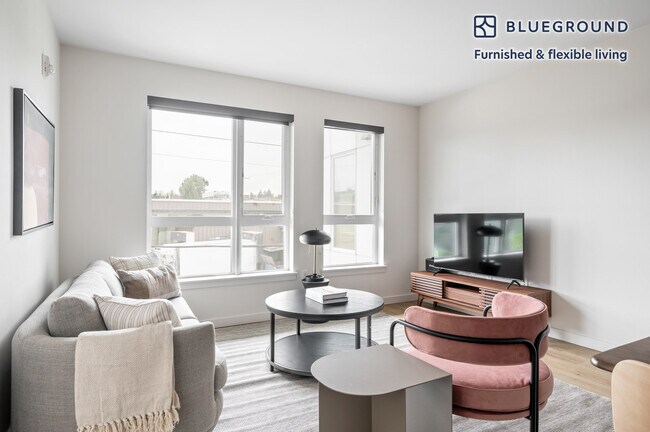 Foto del edificio - 5555 14th Ave NW