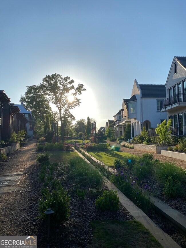 Foto del edificio - 210 Glasgow Ln