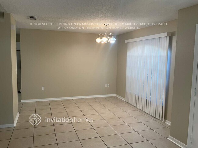 Foto del edificio - 913 W Lake Cannon Dr NW