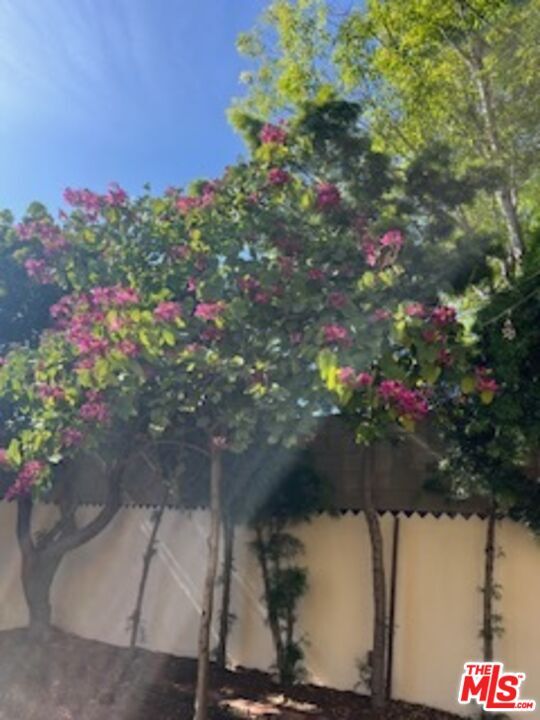 Foto del edificio - 8302 S Sepulveda Blvd