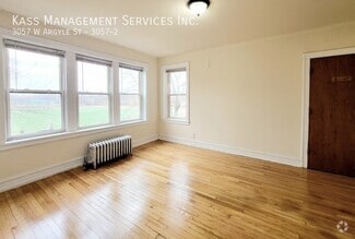 Building Photo - 3057 W Argyle St