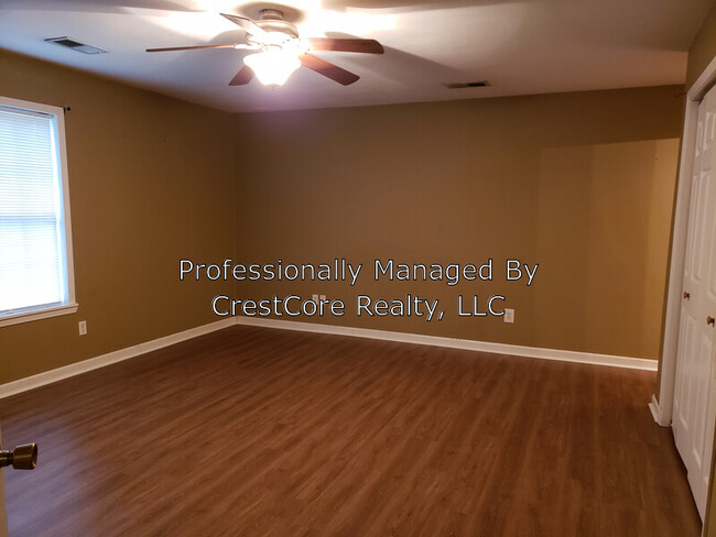 Building Photo - 129 Wheatley Dr