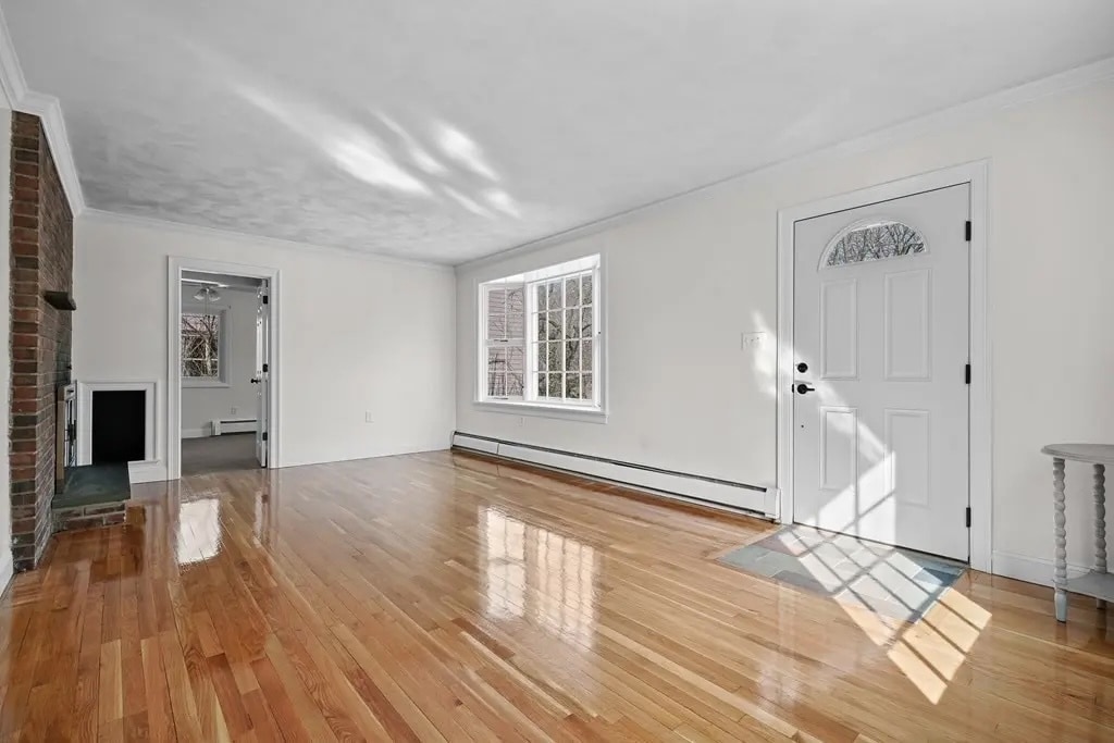 Foto principal - 248 Lincoln St