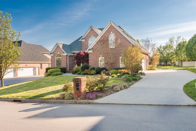 Photo - 1809 Abbey Wood Ln (Knoxville, TN) House