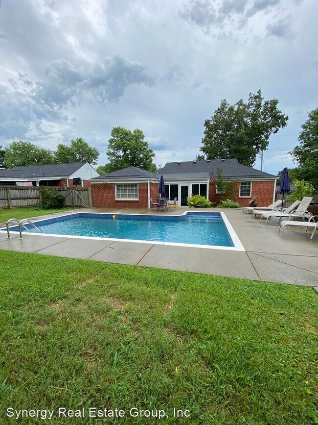 Building Photo - 4 br, 2 bath House - 2222 Ravenwood Dr