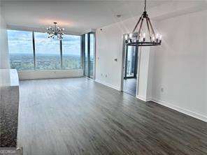 Foto principal - 3338 Peachtree Rd NE