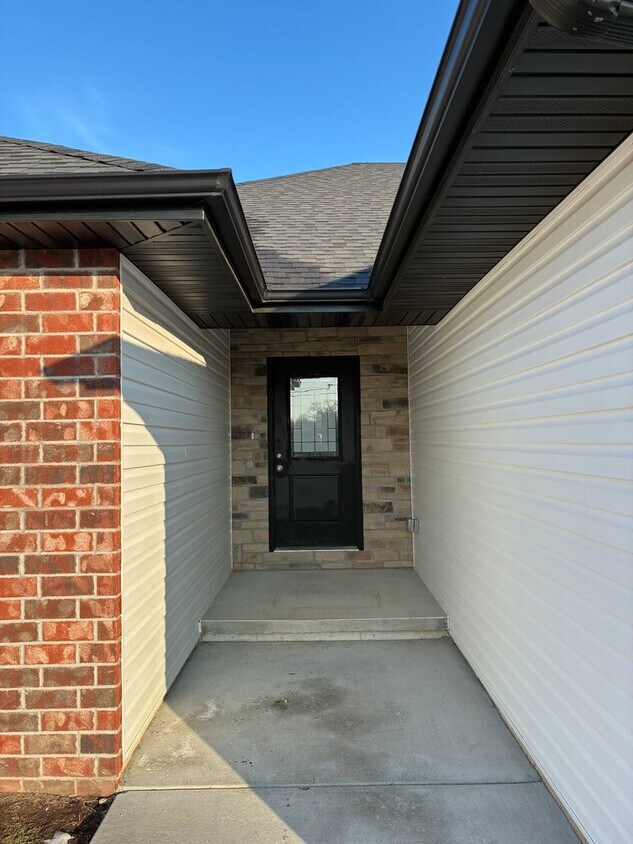 Foto del edificio - 3 Bedroom duplex - Ozark MO