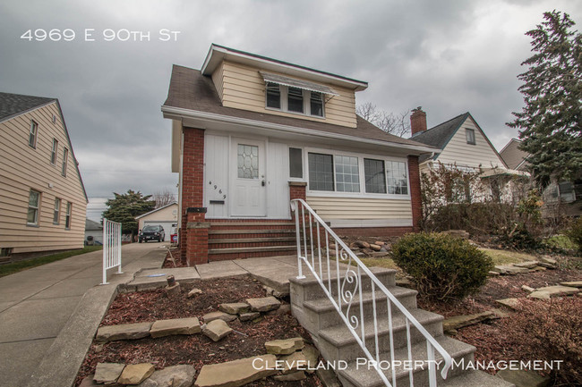 Foto del edificio - Beautifully Renovated Garfield Hts Home