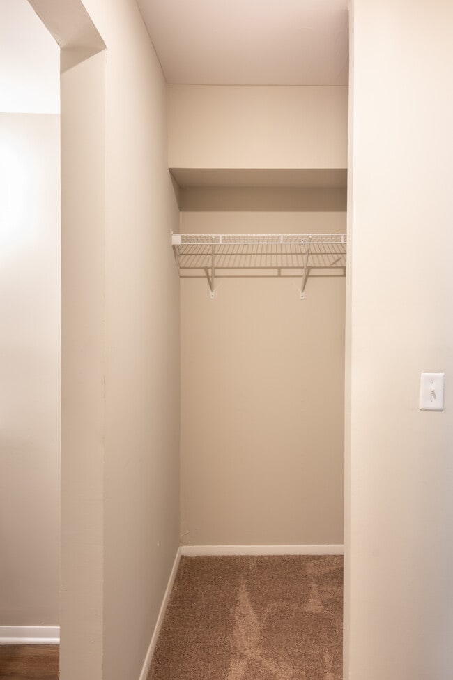 Building Photo - Sterling Heights Apartments by Callio Properties