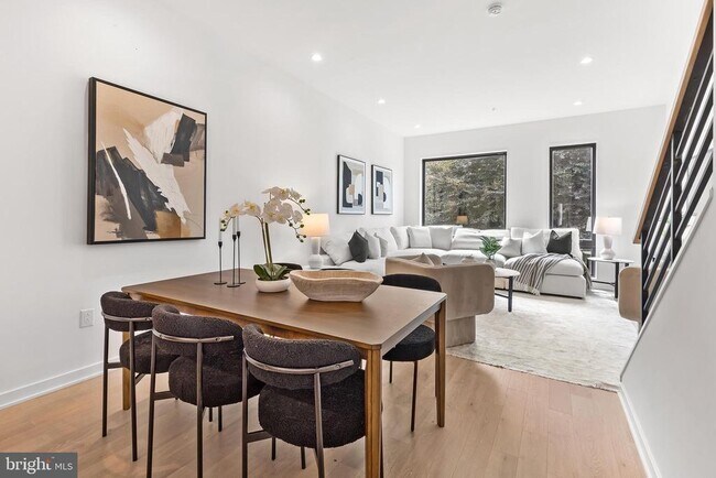 Foto del edificio - 261 Delmar St