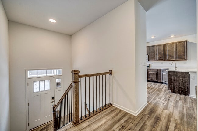 Building Photo - 528 Wolverine Dr